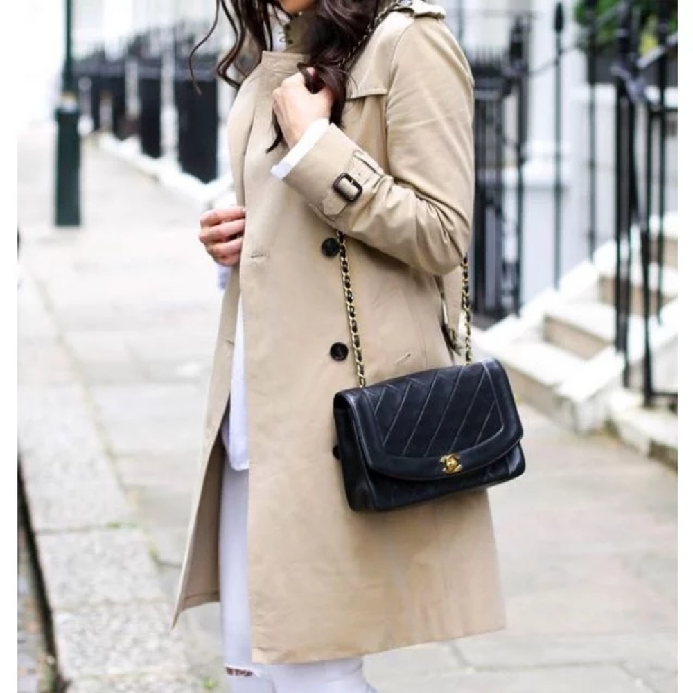 Burberry authentic khaki trench coat